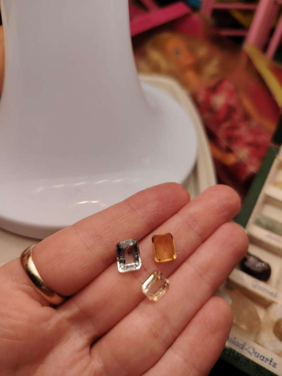 Vintage Gemstones Sample Display with raw and polished versions. Absolutely beautiful