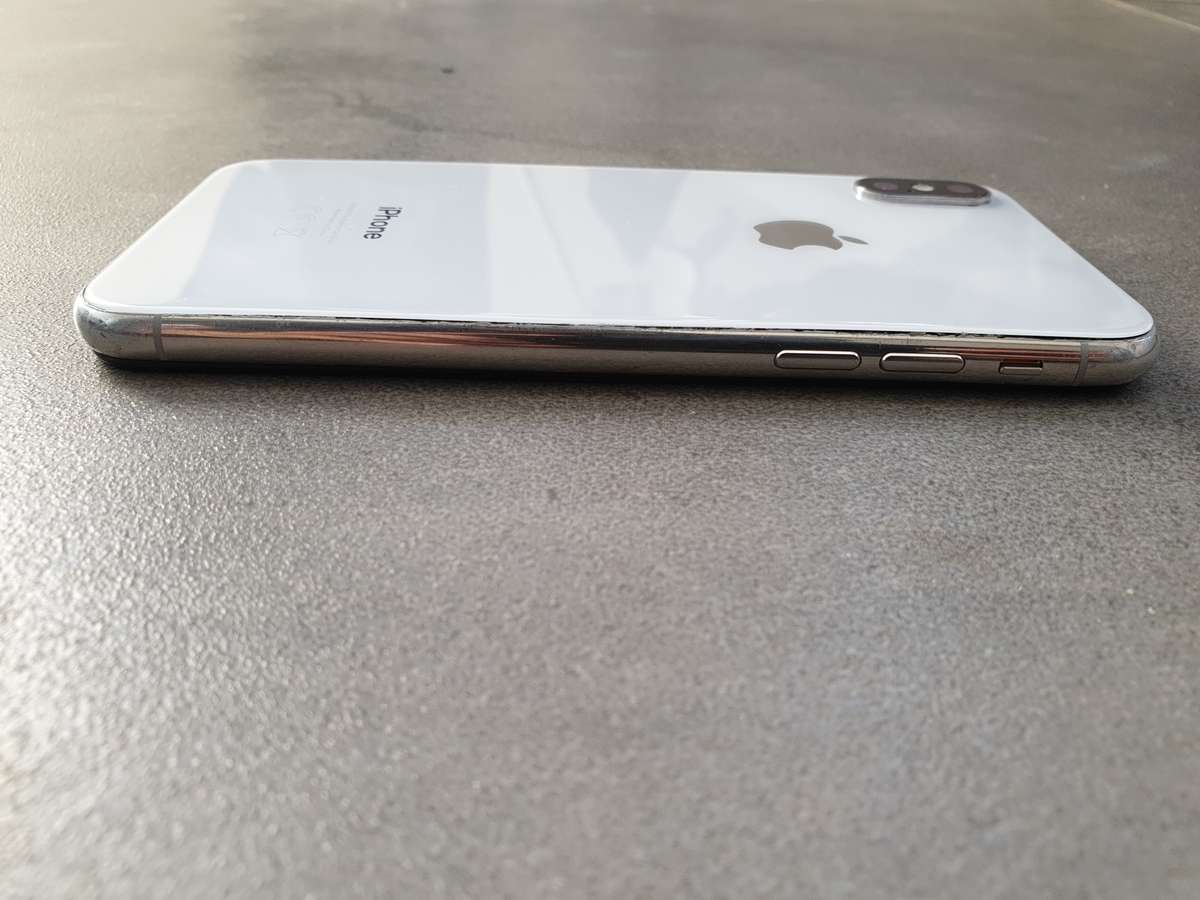 iPhone X near mint condition