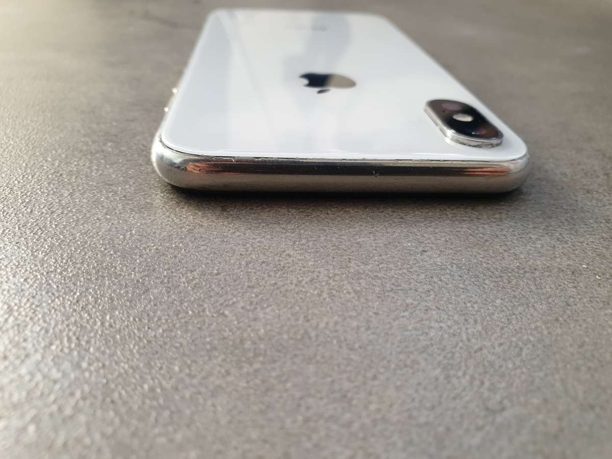 iPhone X near mint condition