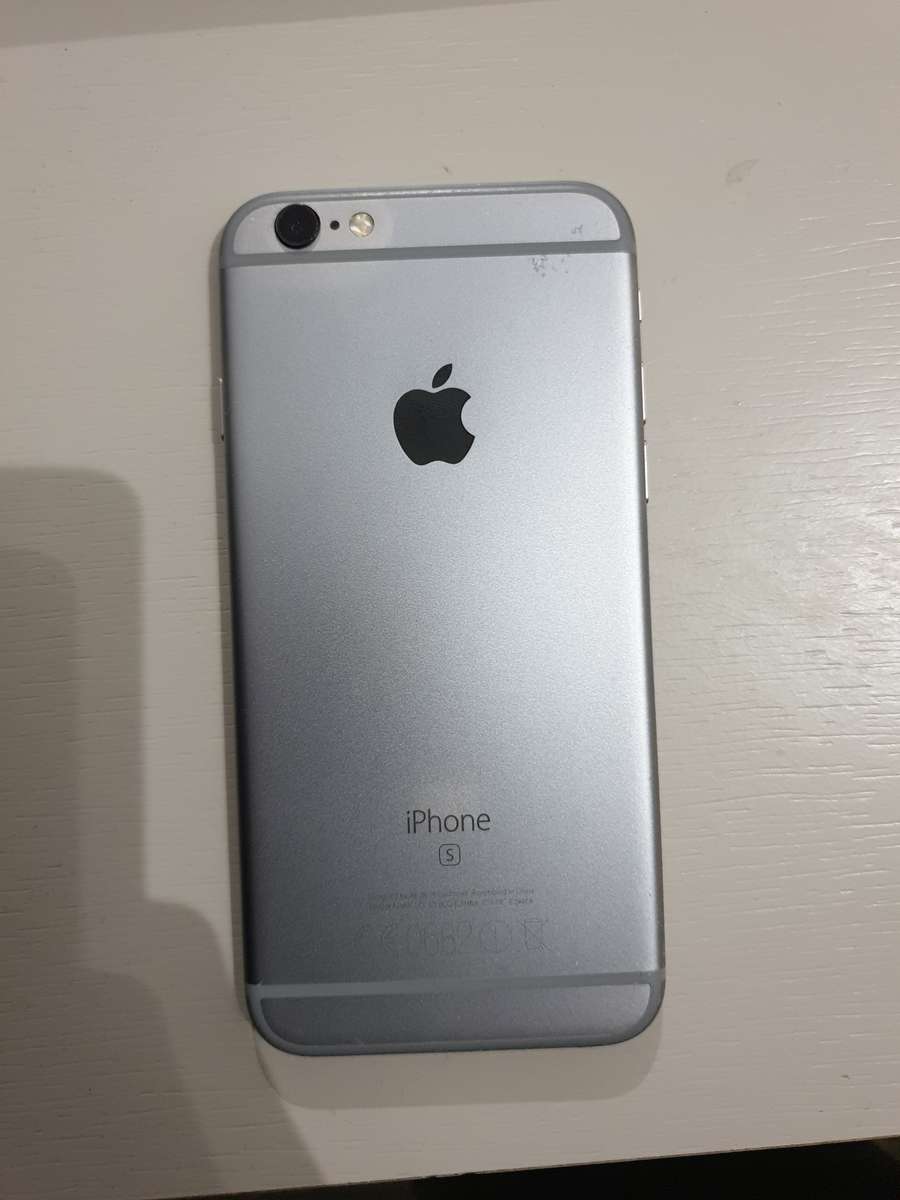 iPhone 6S 64GB mint condition
