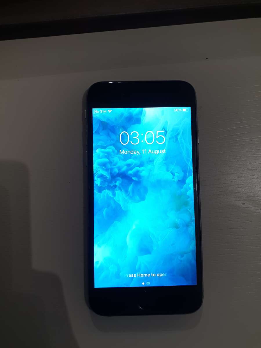 iPhone 6S 64GB mint condition