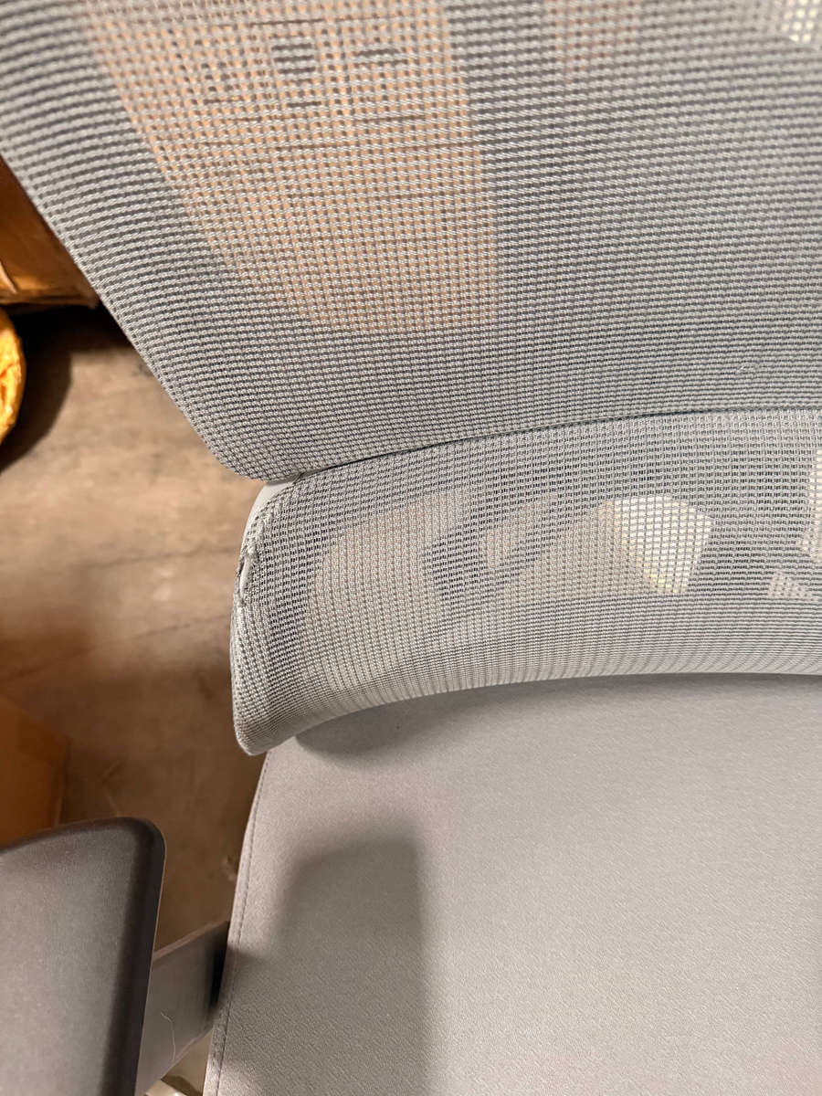 F16 Falcon Elite: Luxury Ergonomic Office Chair - Grey Demo