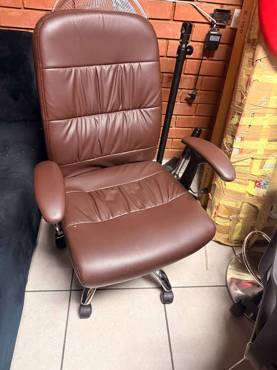 Reclining Office Chair With Arm Rest - Brown Display See Pictures