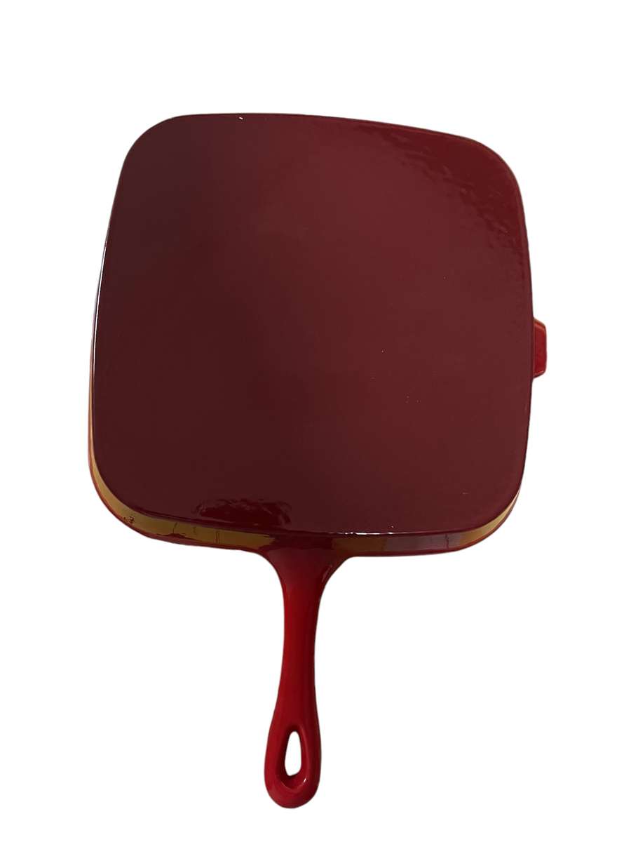 Cast Iron Fry Pan 26cm - Maroon New Small paint chip as in Photos