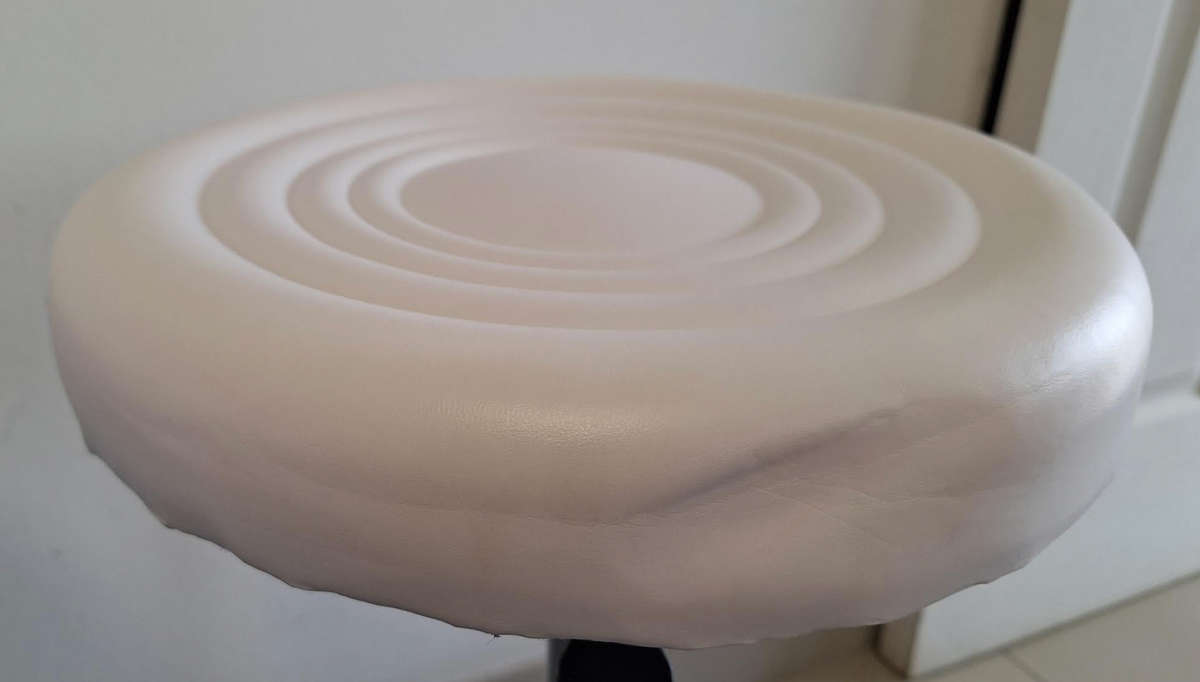 White Modern and Adjustable Mini Bar Stool with Wheels READ DESCRIPTION