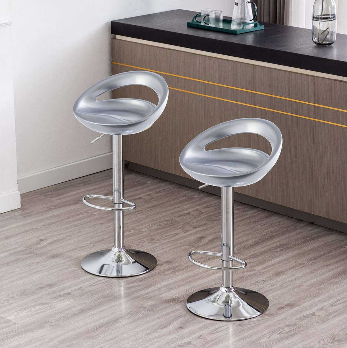 Bar Stools / Kitchen Counter Breakfast Chairs  2 Pack - Silver DEMO