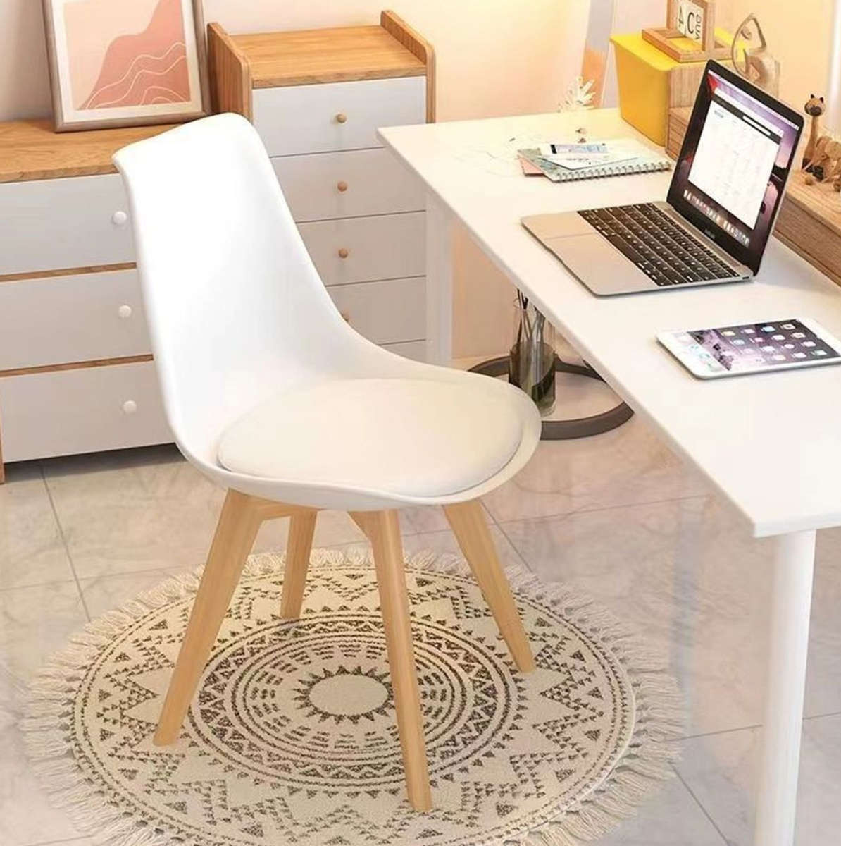 Classy Padded PU Leather Chair Dining Chair - Grey Demo