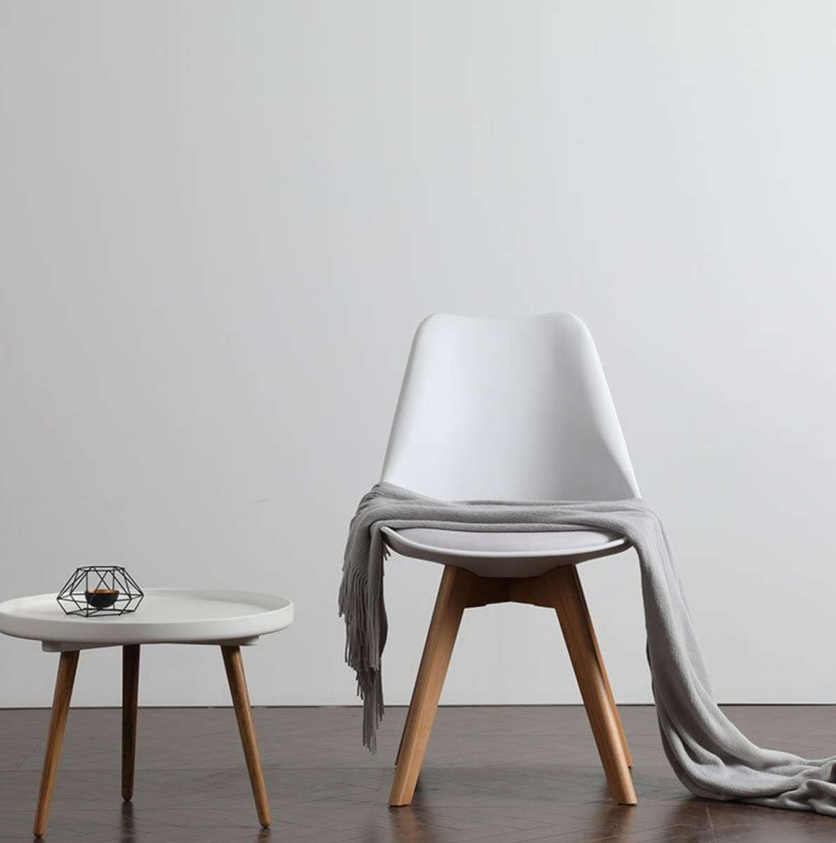 Classy Padded PU Leather Chair Dining Chair - Grey Demo