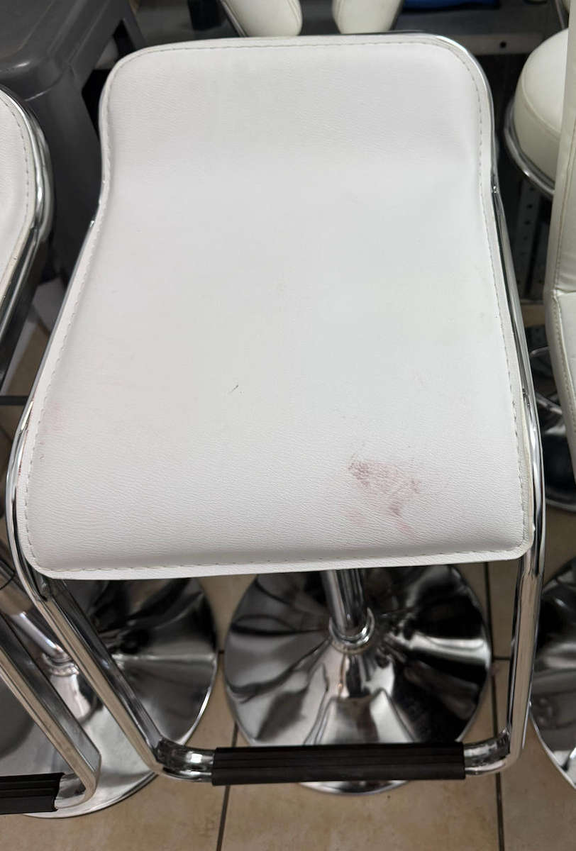 Low Back Leather Bar Chair Stools - White DEMO/DISPLAY SEE PICTURES