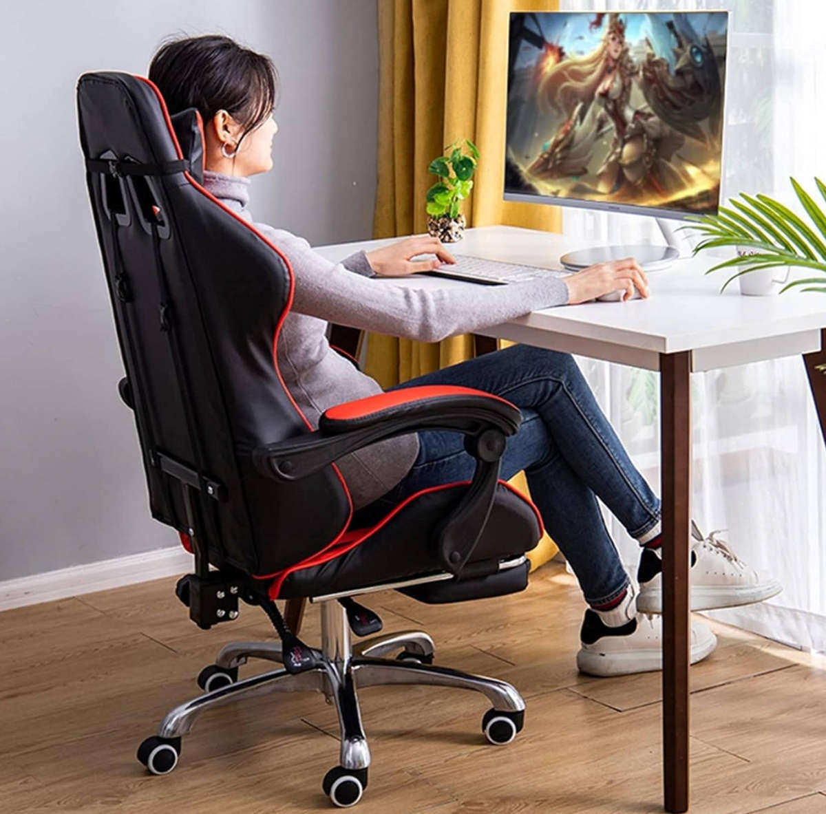 Pagani Ergonomic Office & Gaming Chair with Recline and Adjustable Height - Blue NEW