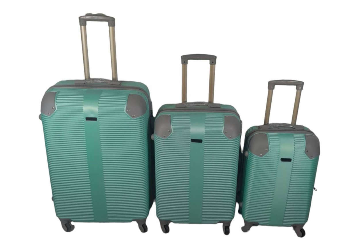 3 Piece Hard Outer Shell Luggage Set - Apple Green Plastic Reinforced Edges