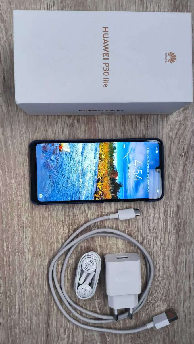 Huawei P30 Lite 128GB with Google Services/PlayStore incl accesories