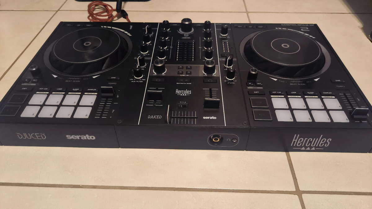 Hercules DJ Controller Inpulse 500