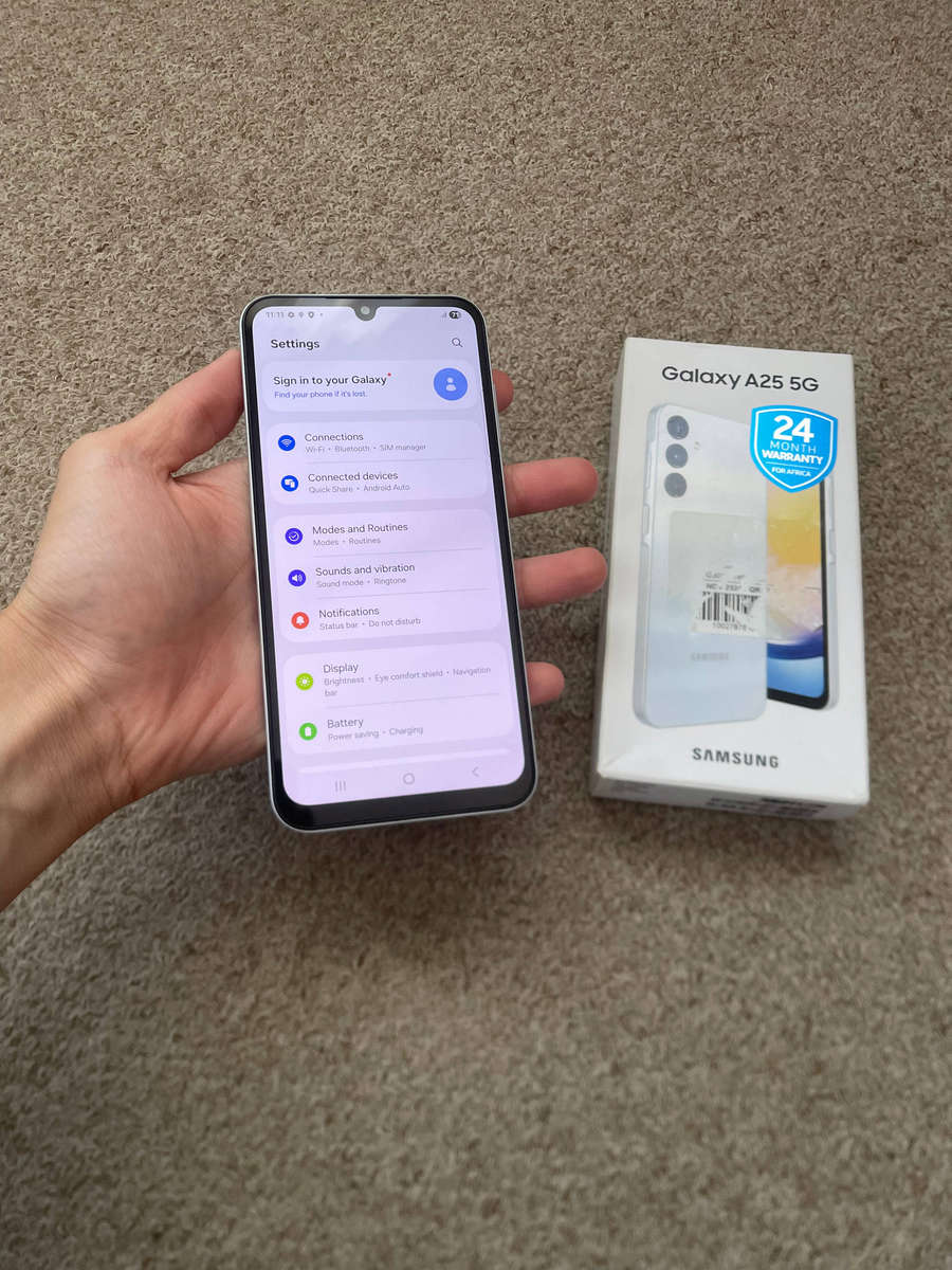 Samsung A25 5G Dual SIM 128gb 6gb ram good condition with box