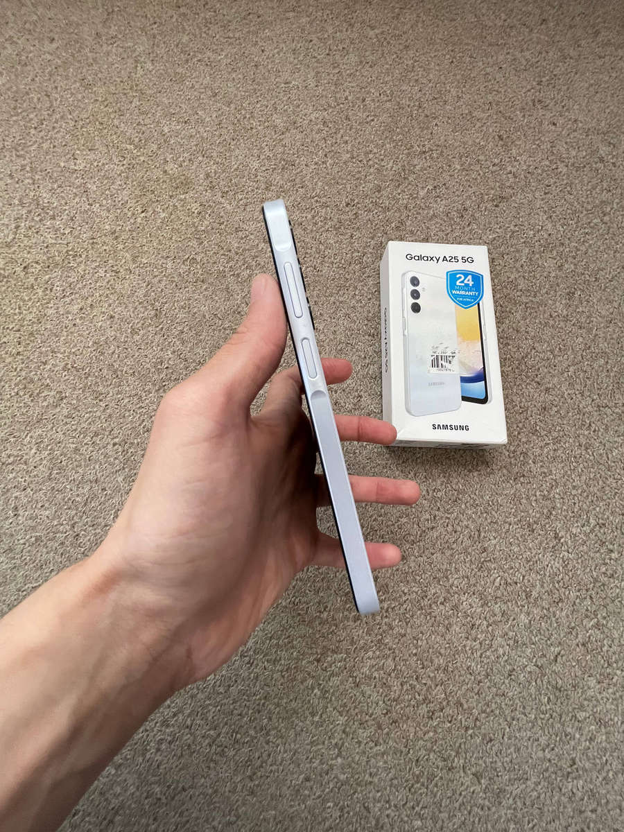 Samsung A25 5G Dual SIM 128gb 6gb ram good condition with box