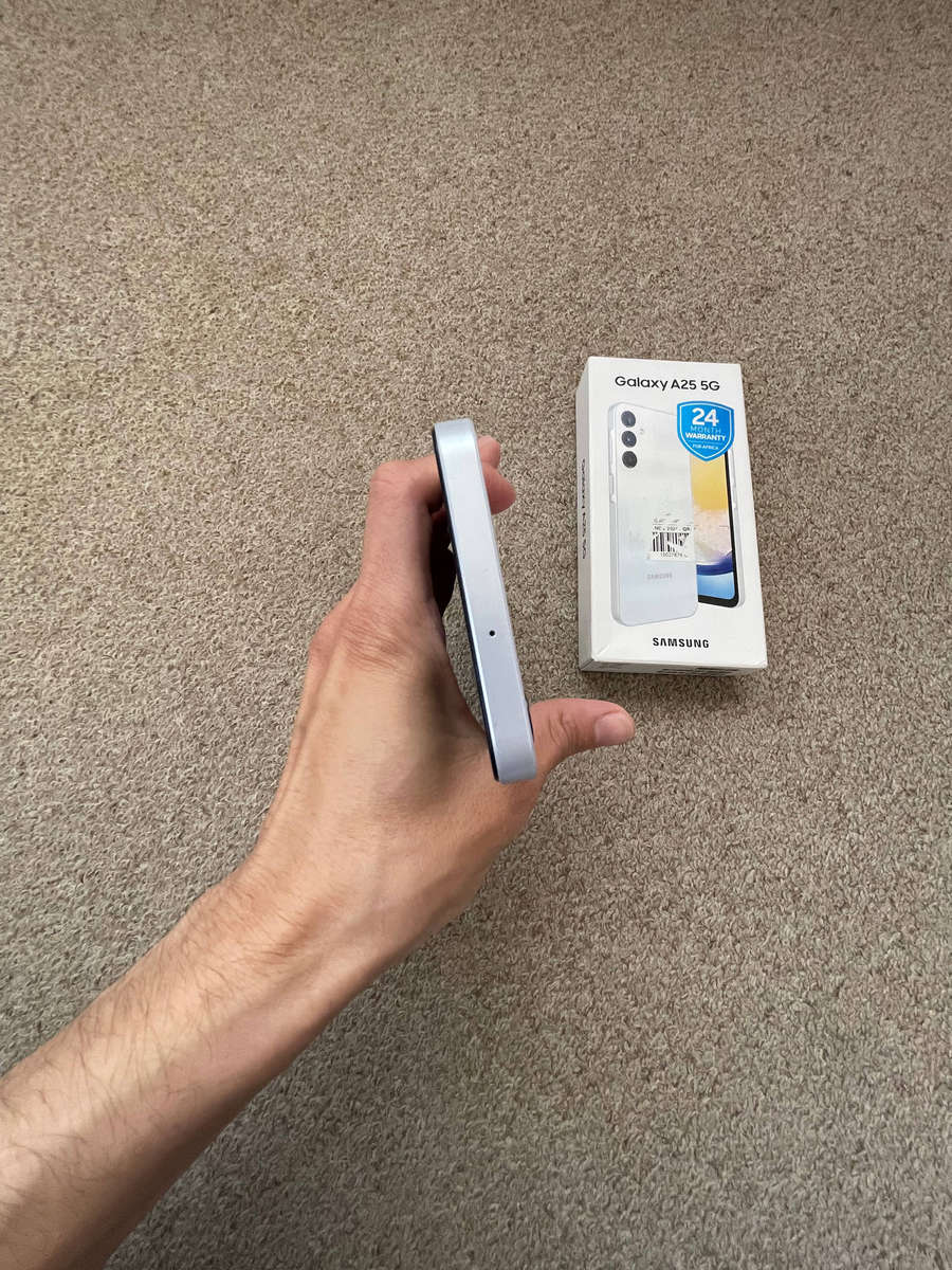 Samsung A25 5G Dual SIM 128gb 6gb ram good condition with box