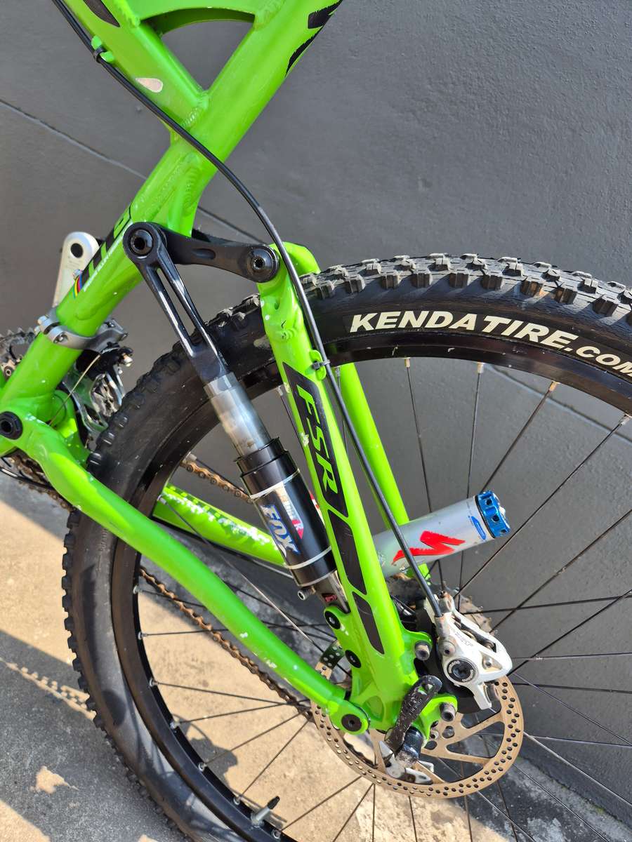 Specialized Epic Comp 26 inch mtb bike bicycle (Retail value brand new is around R45000)