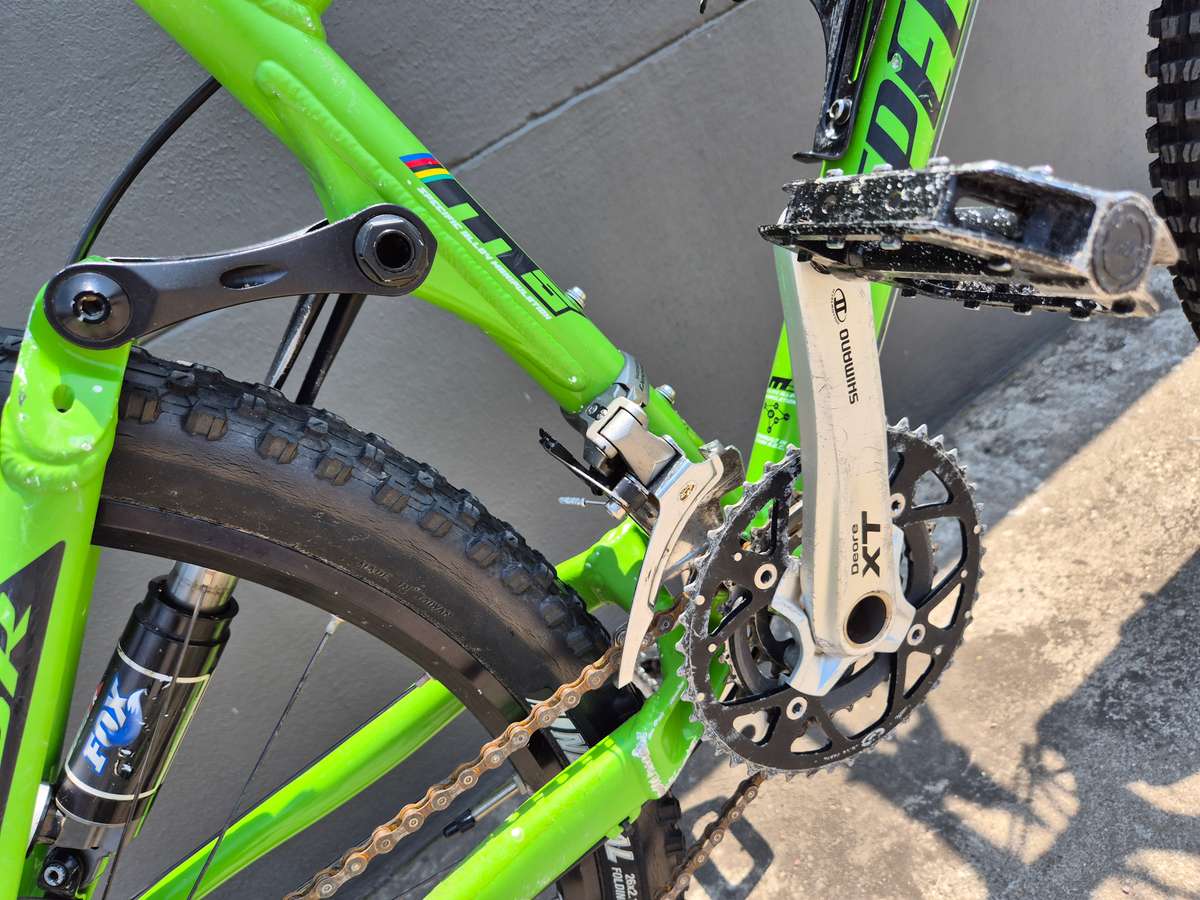 Specialized Epic Comp 26 inch mtb bike bicycle (Retail value brand new is around R45000)