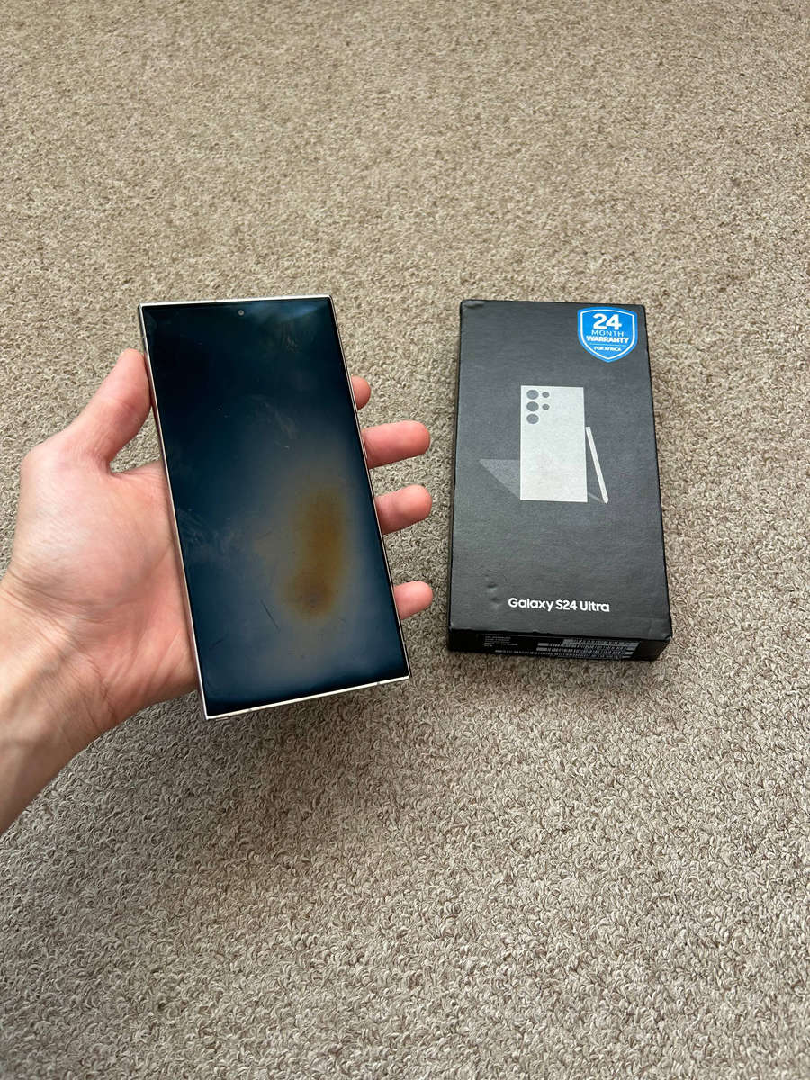 Samsung S24 Ultra 256gb 12gb ram Dual sim with box and cover(read description)