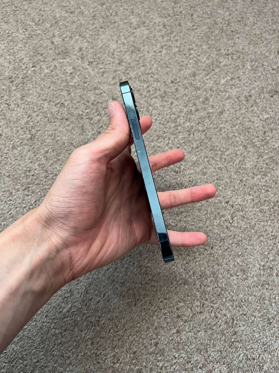 iPhone 12 Pro 128gb dual SIM - blue