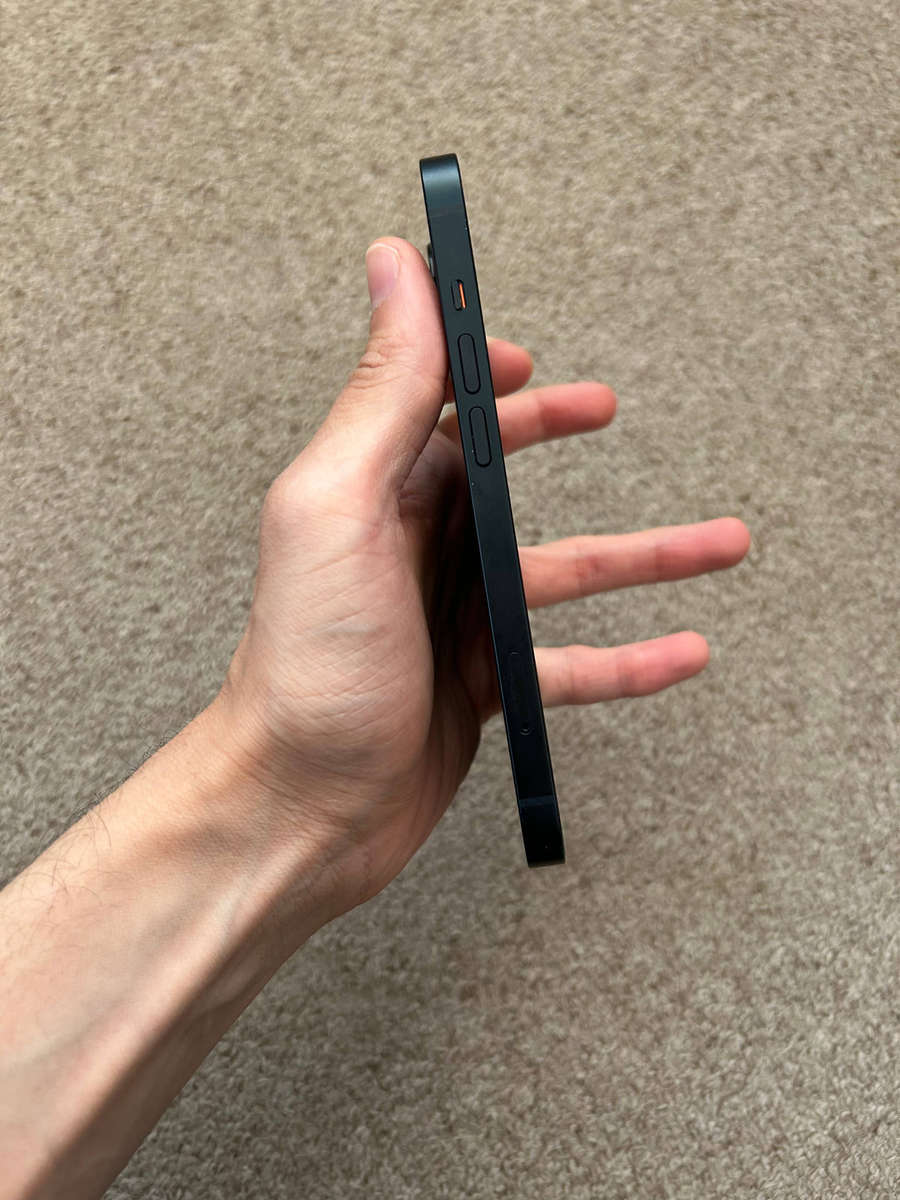 iPhone 14 128gb 6gb ram dual sim good condition