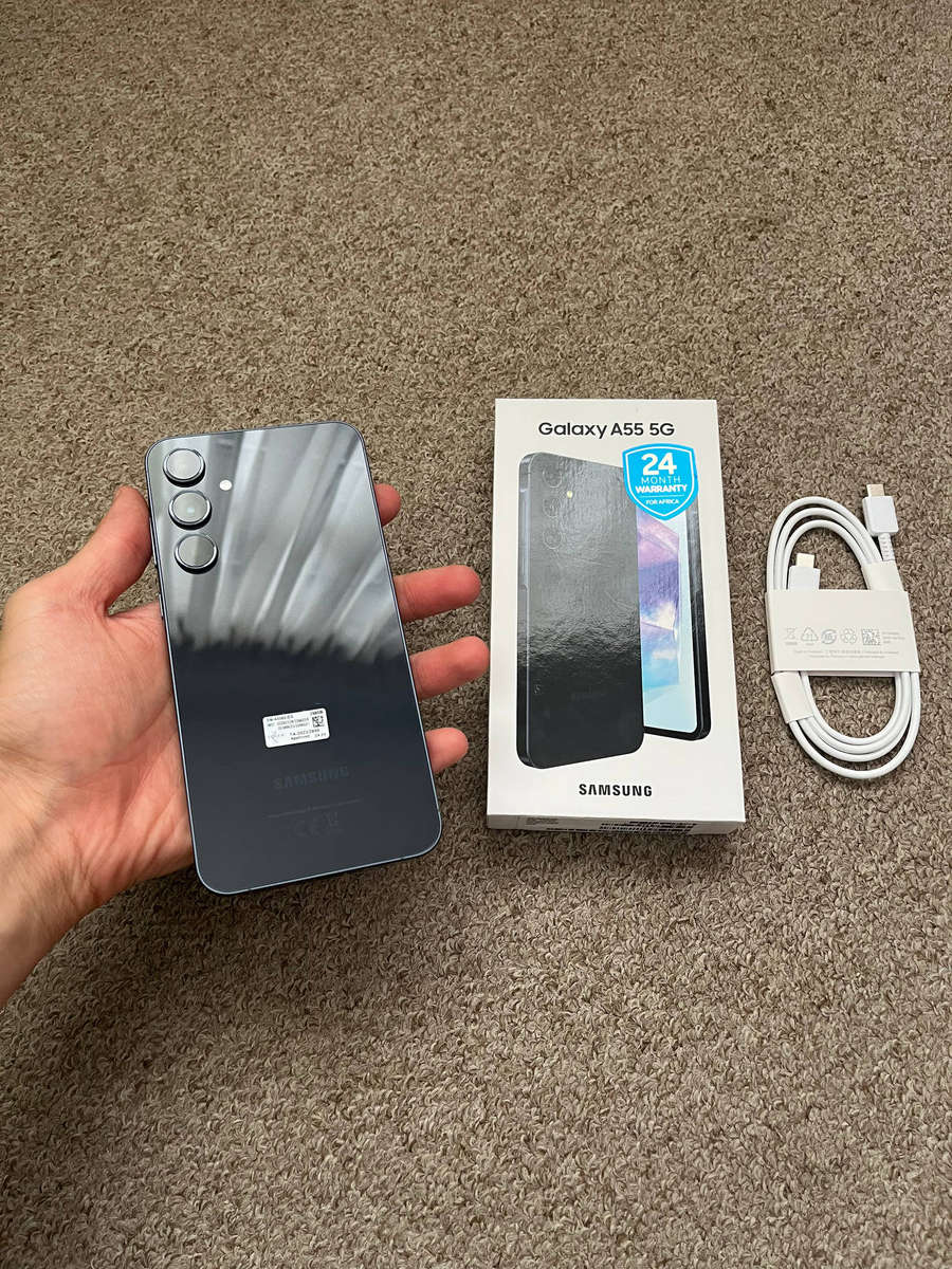 Samsung A55 5G 256gb 8gb ram Dual sim immaculate condition brand new open box