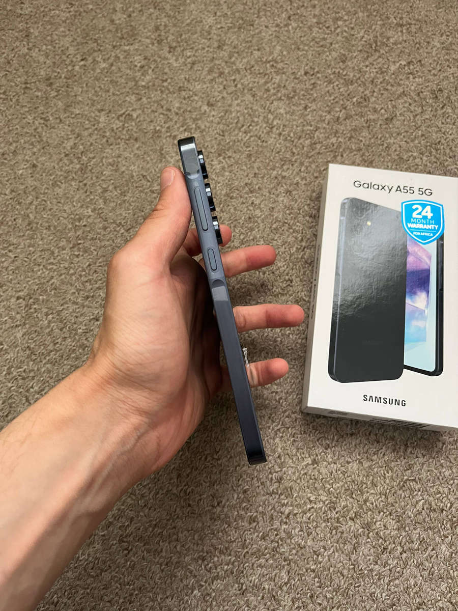 Samsung A55 5G 256gb 8gb ram Dual sim immaculate condition brand new open box