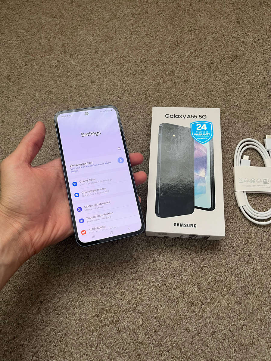 Samsung A55 5G 256gb 8gb ram Dual sim immaculate condition brand new open box