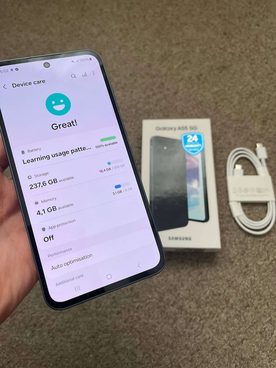 Samsung A55 5G 256gb 8gb ram Dual sim immaculate condition brand new open box