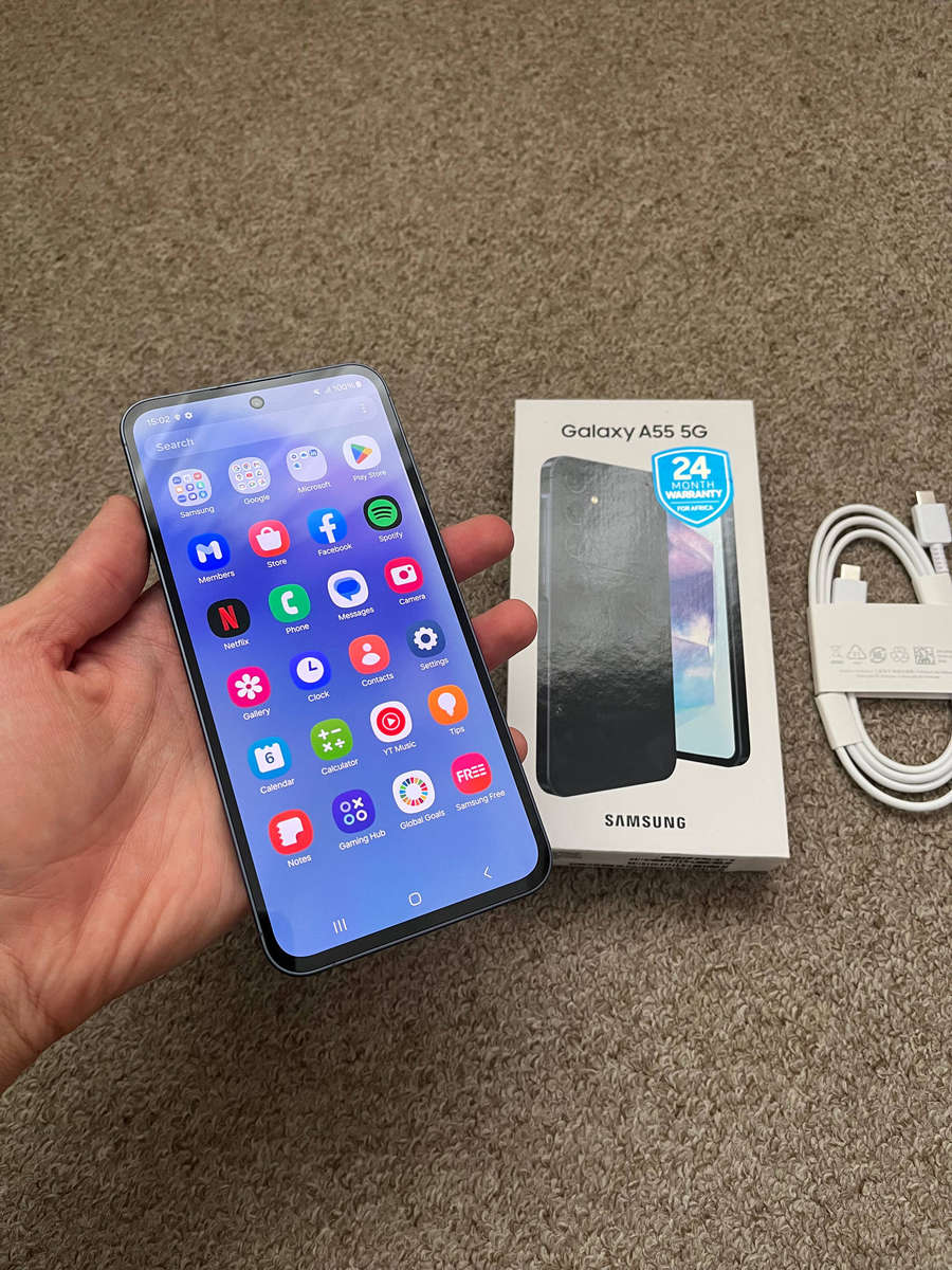 Samsung A55 5G 256gb 8gb ram Dual sim immaculate condition brand new open box