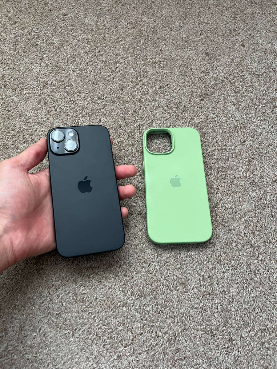 iPhone 15 256gb dual sim
