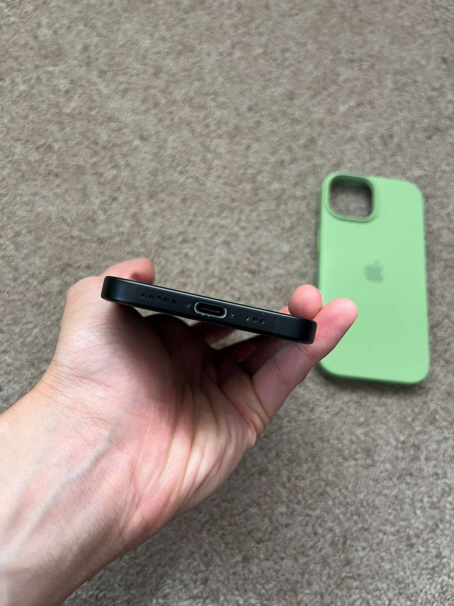 iPhone 15 256gb dual sim