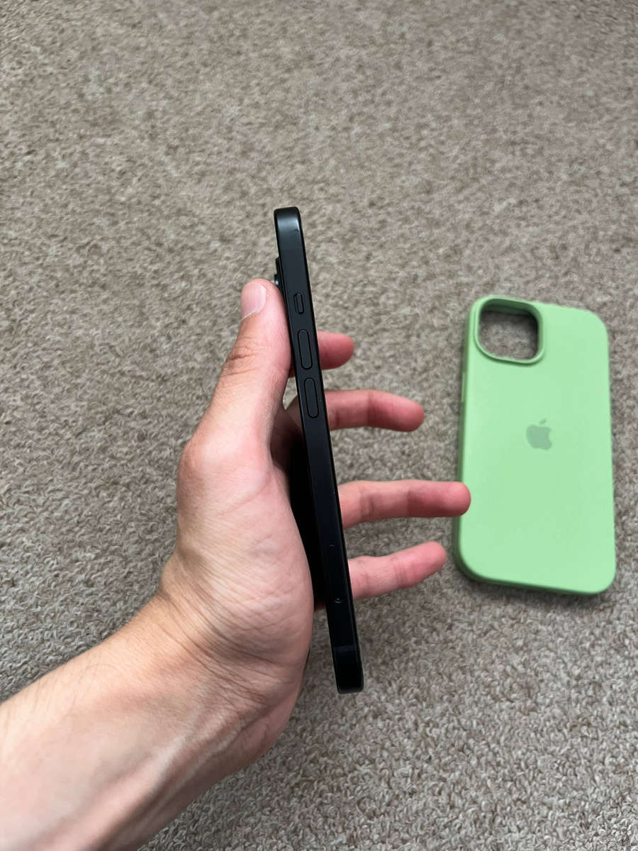 iPhone 15 256gb dual sim