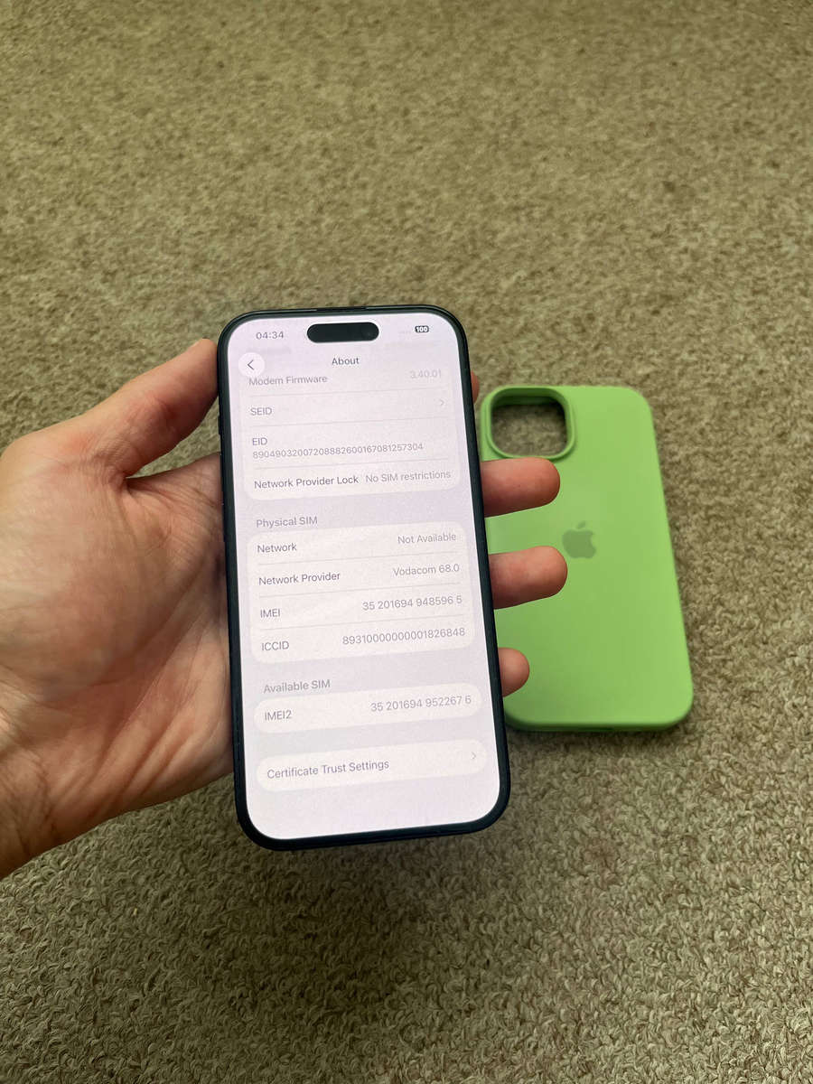 iPhone 15 256gb dual sim