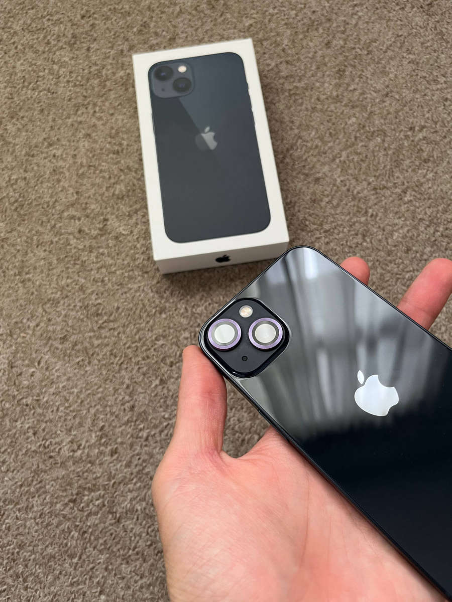 iPhone 13 128gb Dual sim Excellent condition with box and cable 98 battery health
