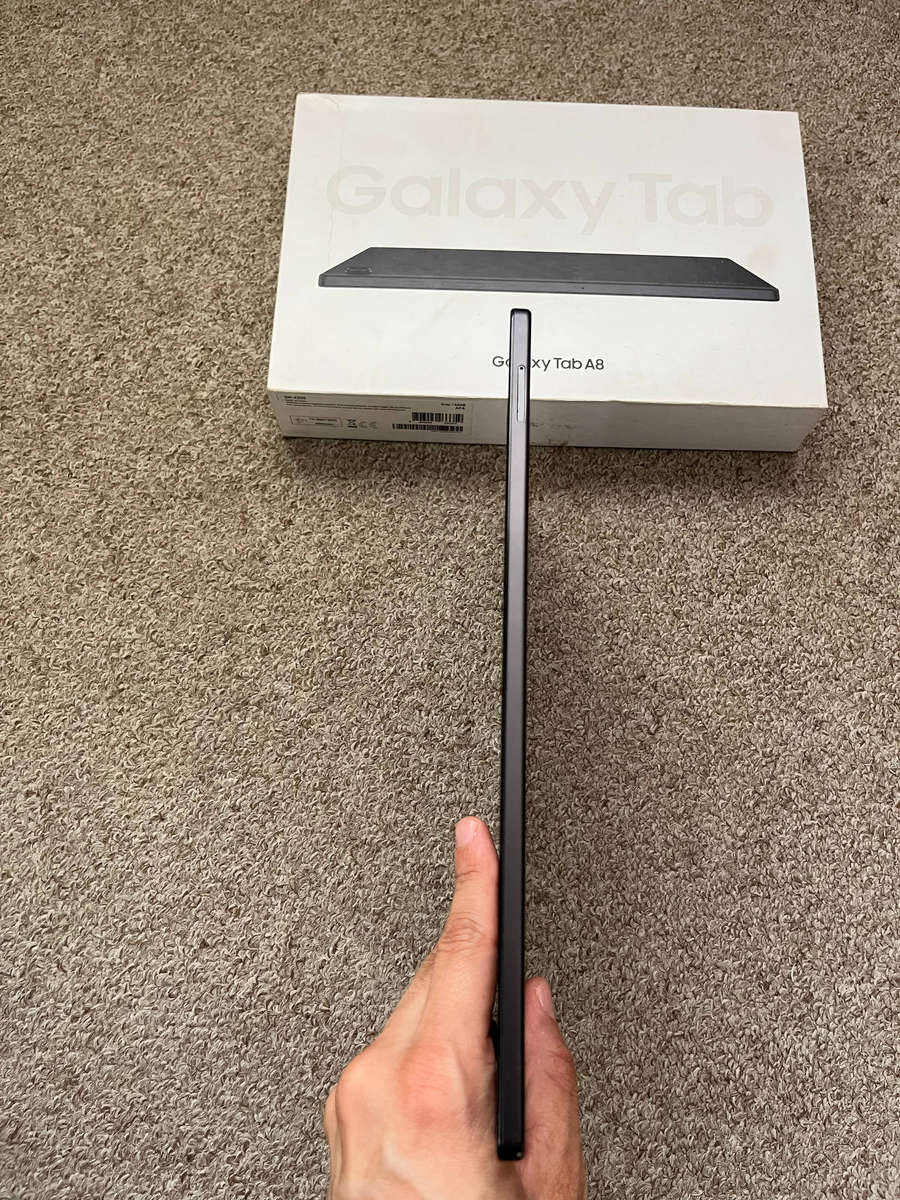Samsung Galaxy Tab A8 10.5inch 64GB LTE WiFi with box