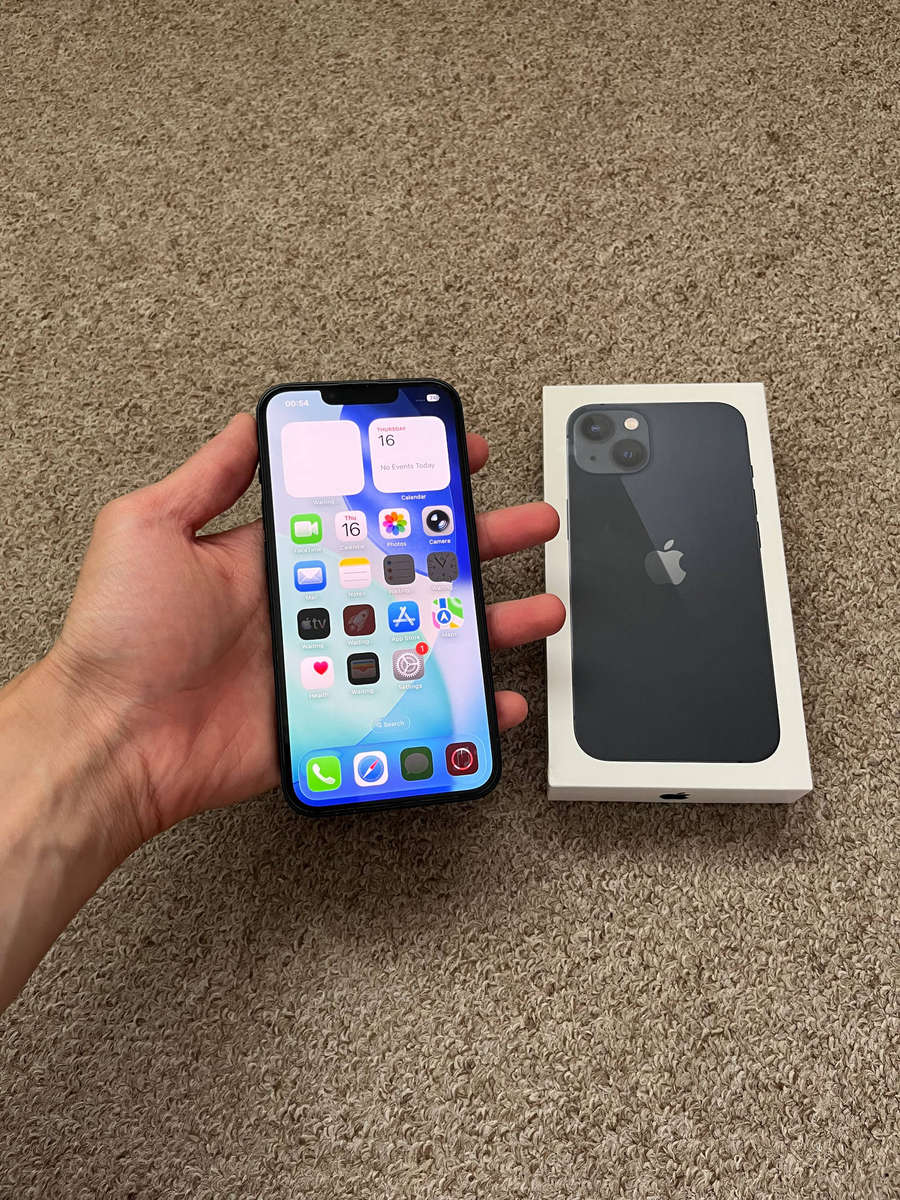 iPhone 13 128gb Dual sim Excellent condition with box and cable 98 battery health
