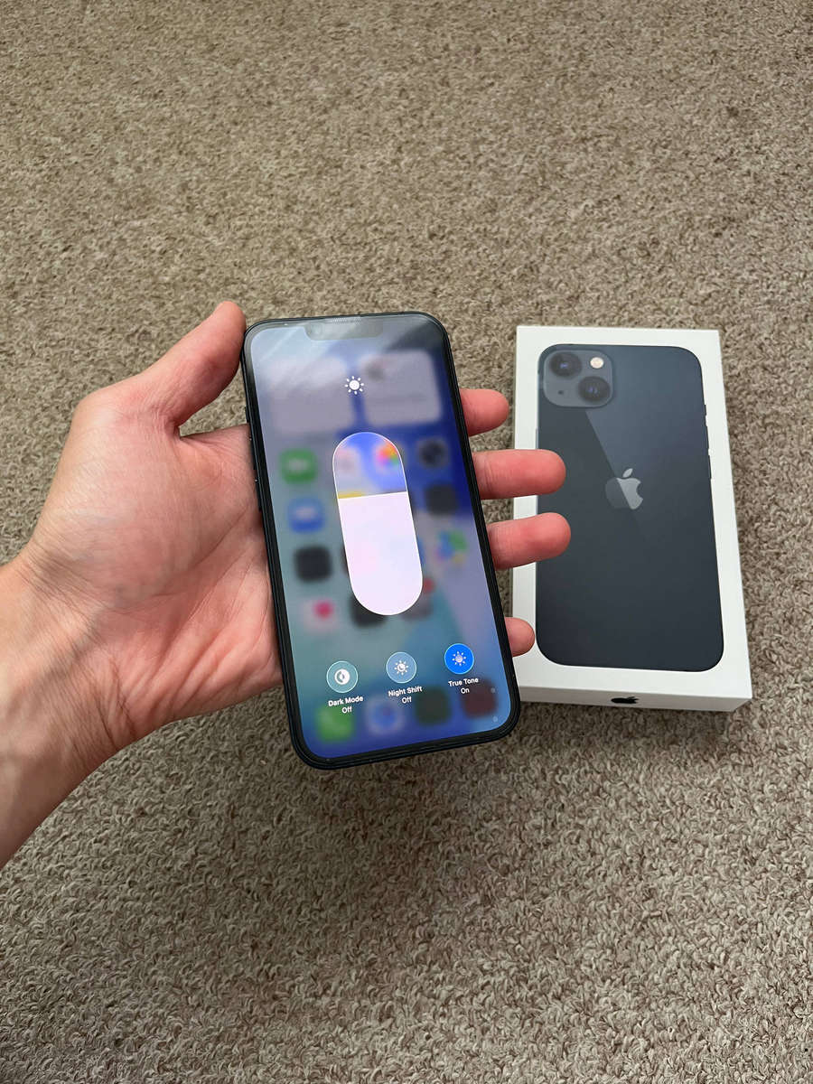 iPhone 13 128gb Dual sim Excellent condition with box and cable 98 battery health