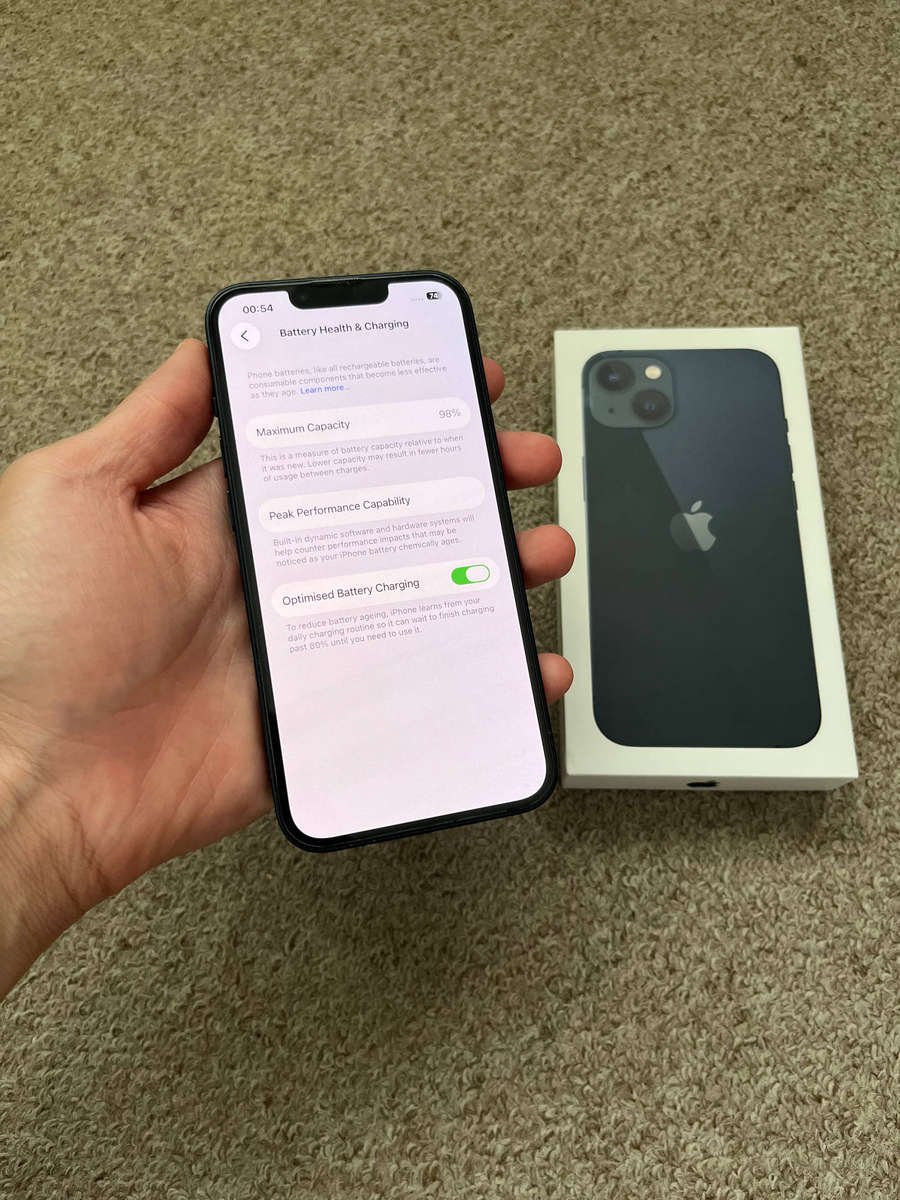 iPhone 13 128gb Dual sim Excellent condition with box and cable 98 battery health