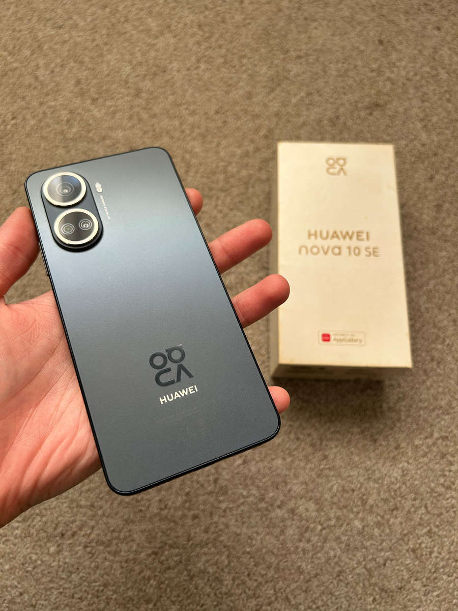 Huawei Nova 10 SE 256gb 8gb ram Excellent condition with box and cover