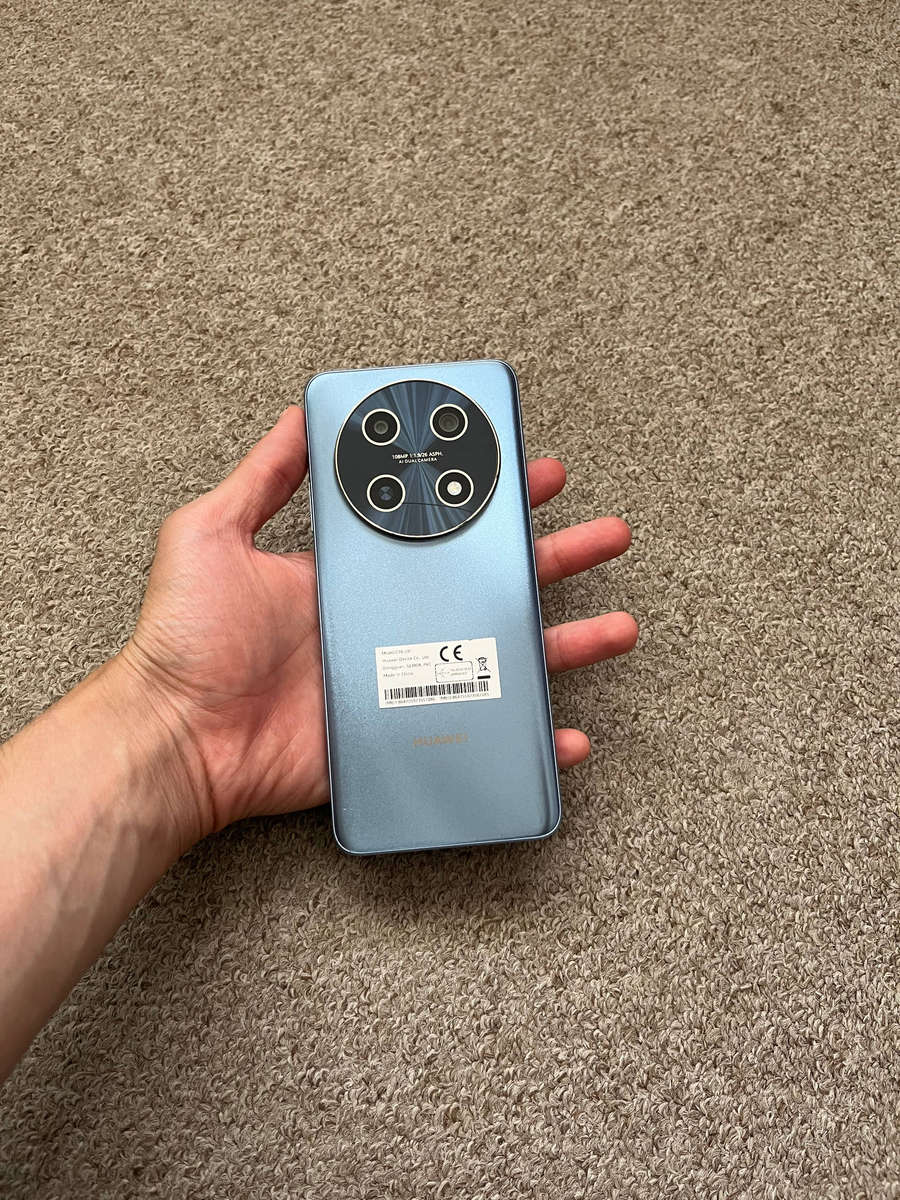 Huawei Nova 13i 256gb 11gb ram good condition