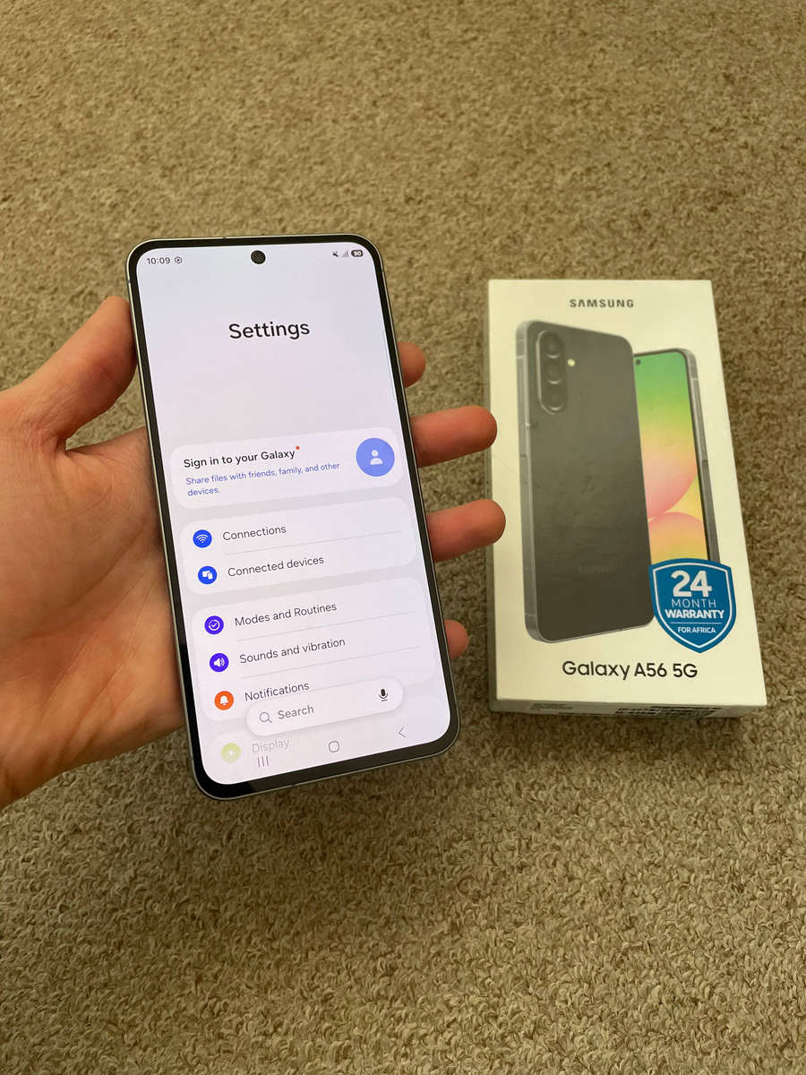 Samsung A56 5G 256gb 8gb ram Dual Sim excellent condition with box