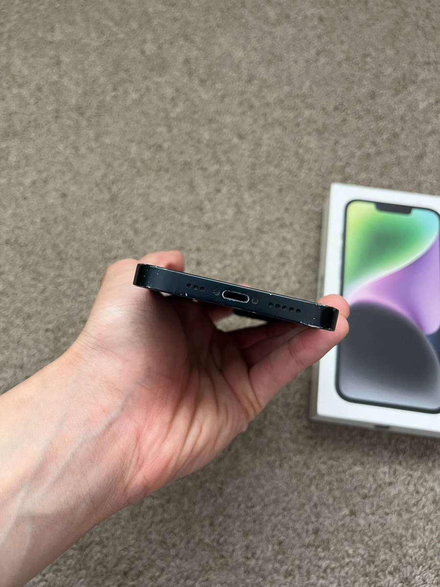 iPhone 14 128gb 6gb ram dual sim with box