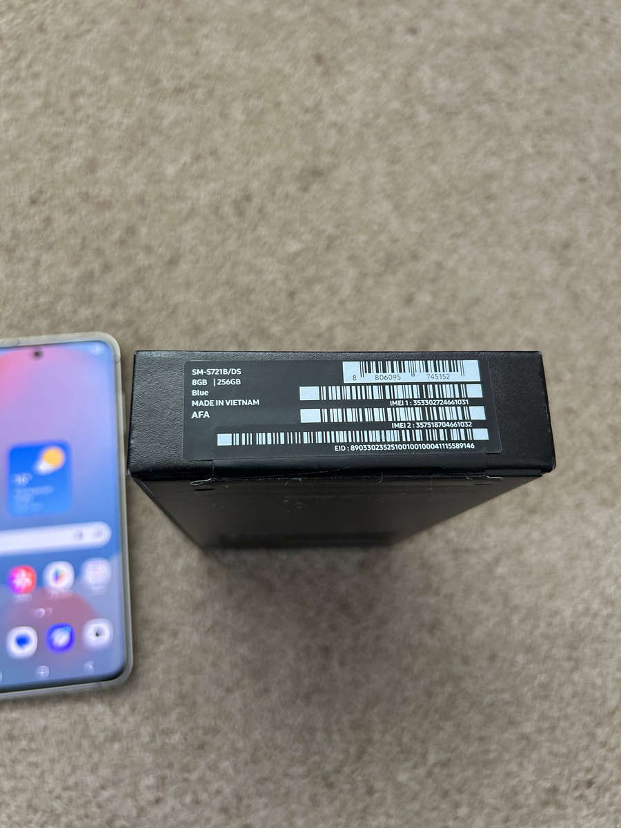 Samsung S24 FE 256gb Dual sim 8gb ram with box Immaculate condition