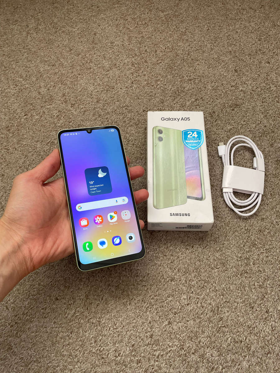 Samsung Galaxy A05 64GB LTE Dual Sim with box and cable excellent condition- Light Green