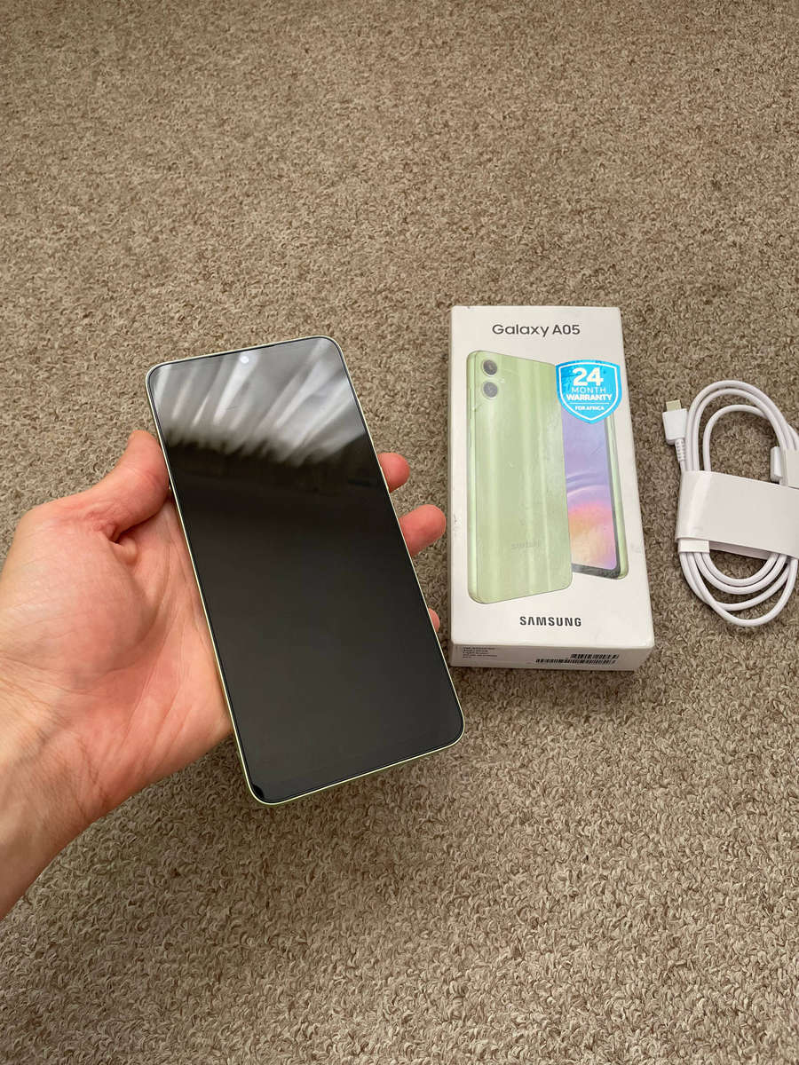 Samsung Galaxy A05 64GB LTE Dual Sim with box and cable excellent condition- Light Green
