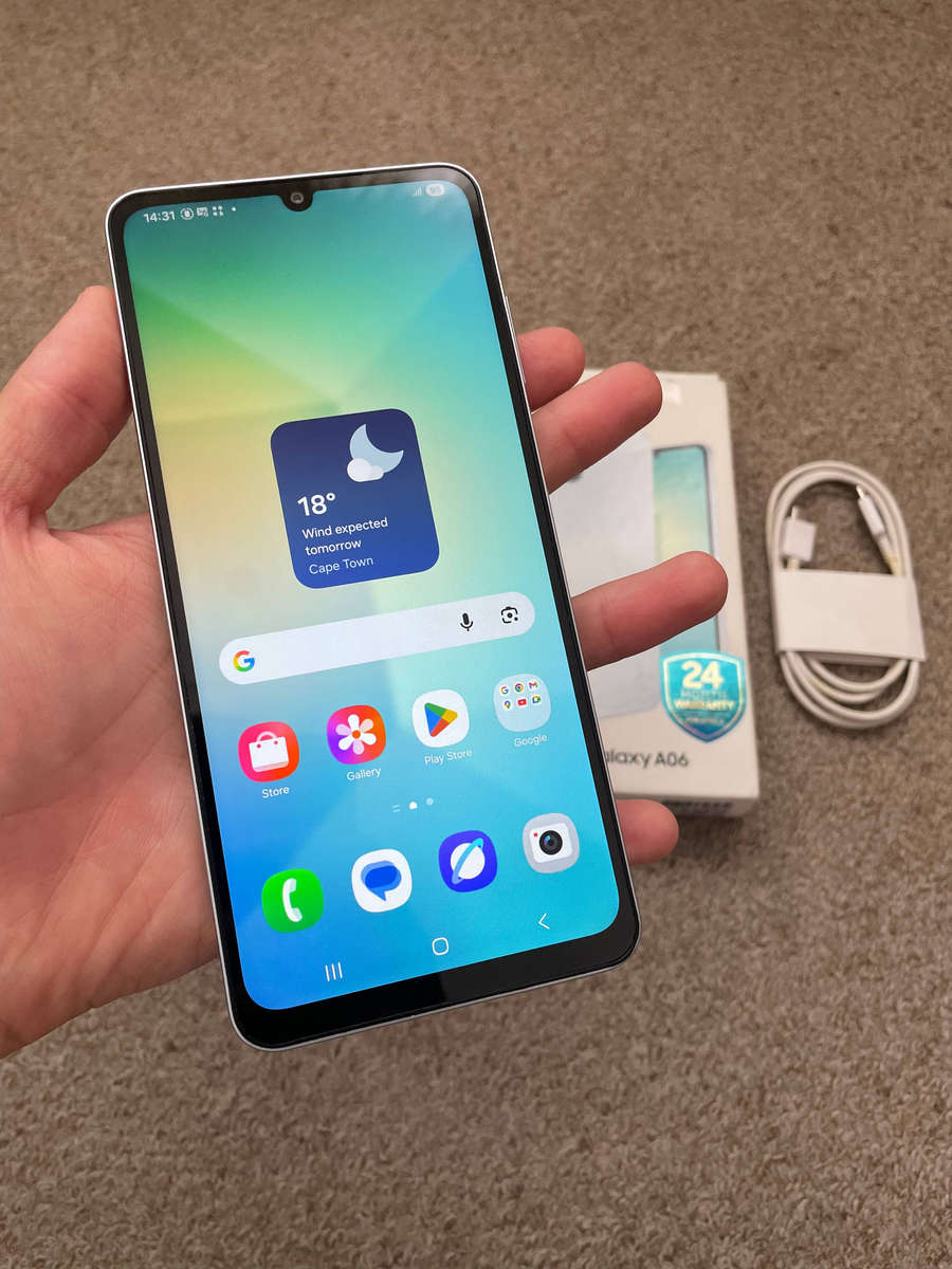 Samsung Galaxy A06 64GB Dual Sim excellent condition with box and cable- Light Blue