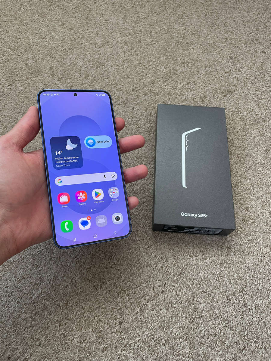 Samsung S25 Plus 5G 256gb 12gb ram Dual sim with box - Blue