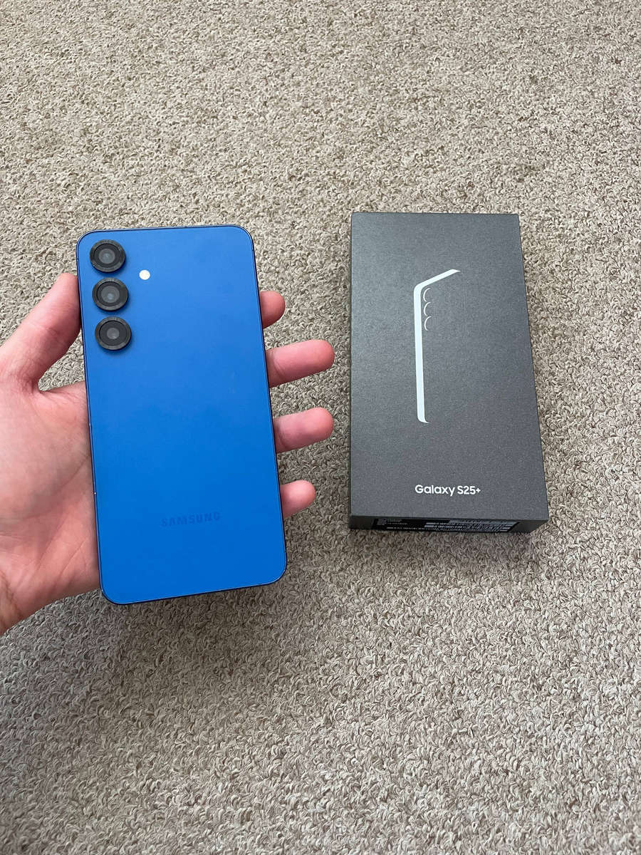 Samsung S25 Plus 5G 256gb 12gb ram Dual sim with box - Blue