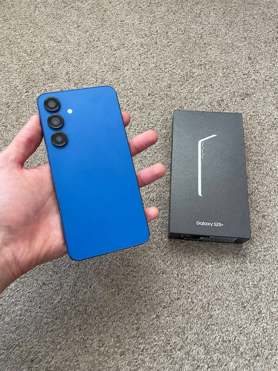 Samsung S25 Plus 5G 256gb 12gb ram Dual sim with box - Blue